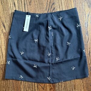 Commense Bow detail zipper A line skirt NWT